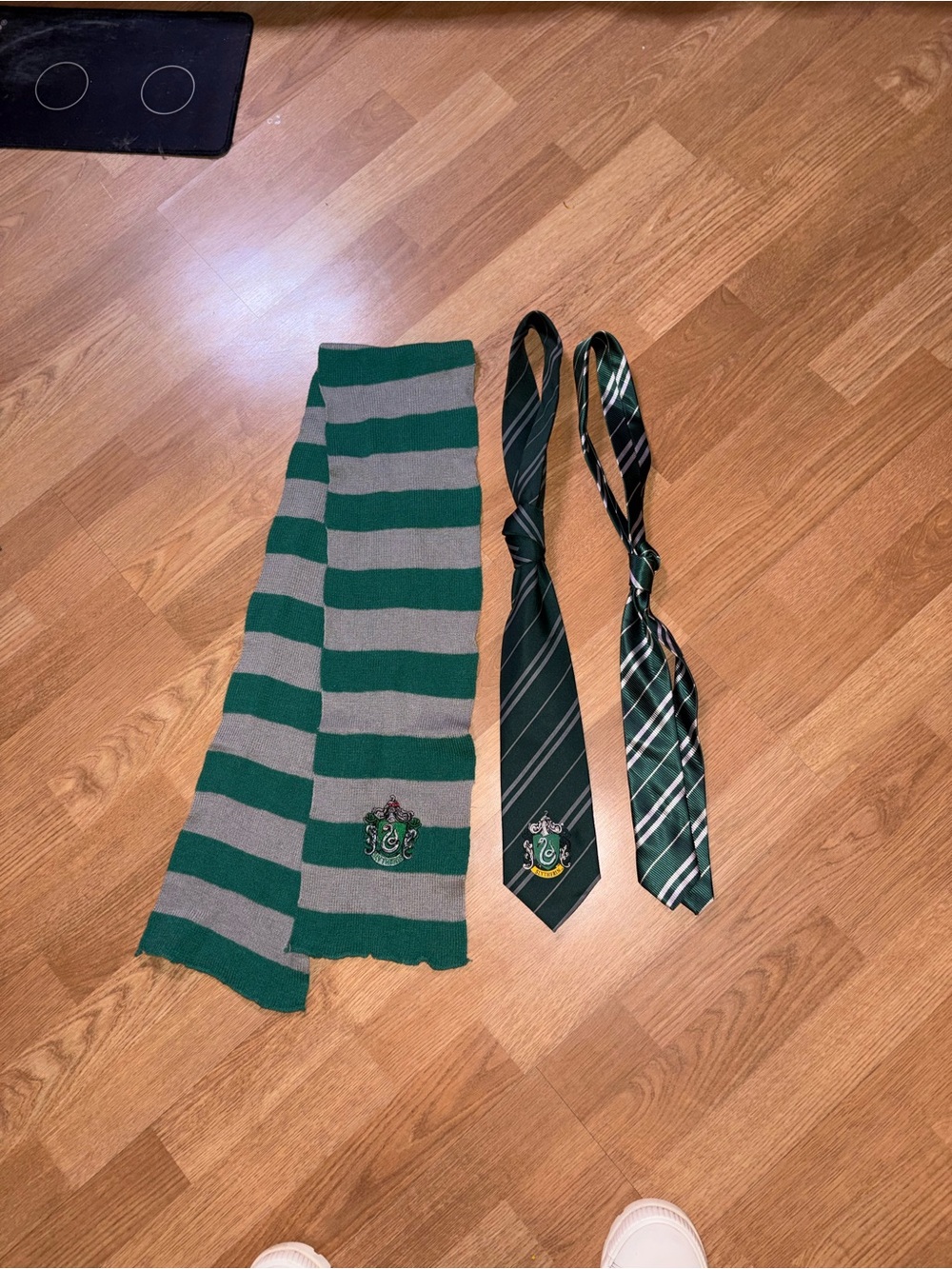Slytherin Green Hogwarts bundle - Picture 2 of 9